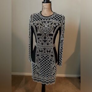XSCAPE Beaded Cocktail Dress. Long sleeve. Above the Knee. Size 6.